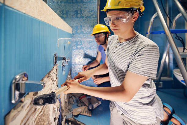 Best Water Damage & Mold Remediation  in Alhambra, CA